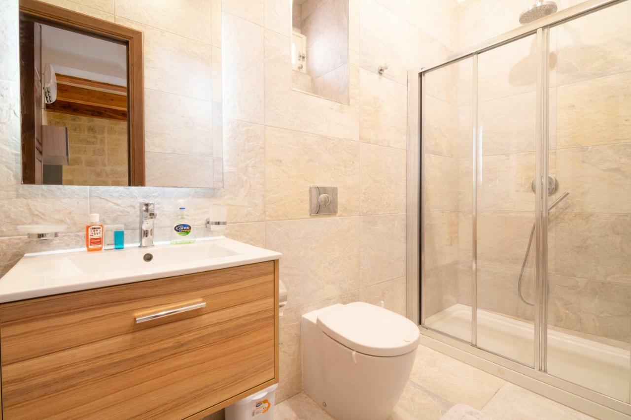 16 Lettings - Charming Character House Villa Birgu Exterior photo