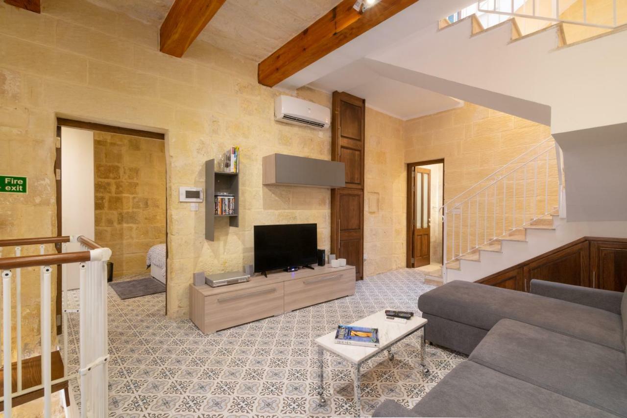 16 Lettings - Charming Character House Villa Birgu Exterior photo